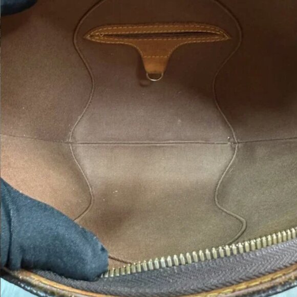 Louis Vuitton Monogram Ellipse PM Hand Bag - Picture 11 of 14